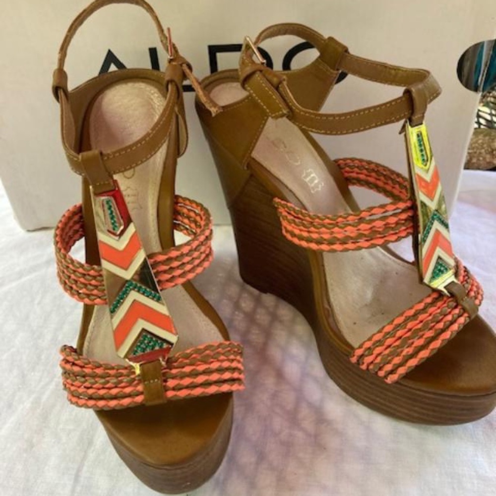 Aldo Sandals